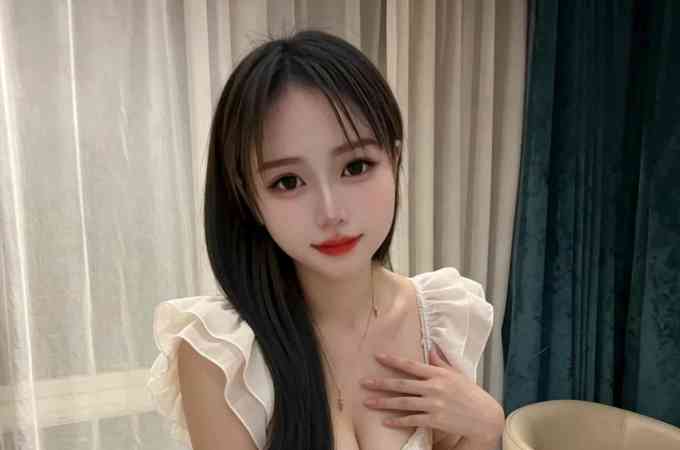 车陂馨妹主动舌吻欲罢不能