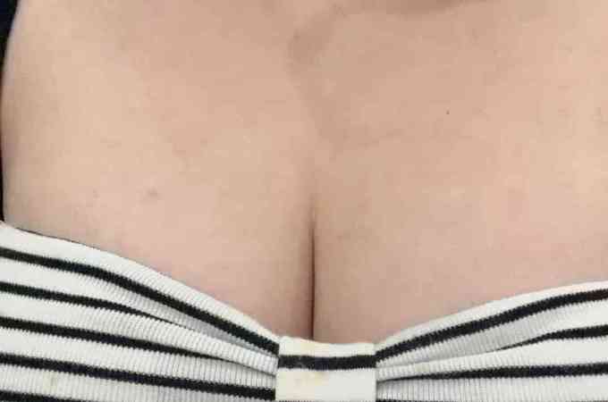 05年巨乳小妹鲜嫩多汁-妞妞