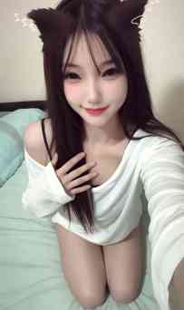 爱笑的女孩小玉